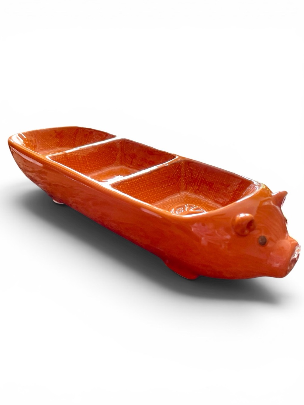 Grasslands Road, ceramic pig, sauce/condiment dish, 3 sections, BBQ season